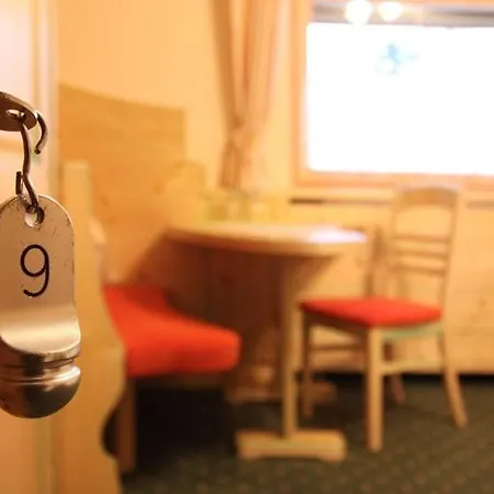 Gasthuis Gaestehaus Veit Fiegl