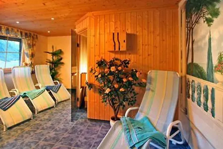 Vendégház Gaestehaus Veit Fiegl 3*