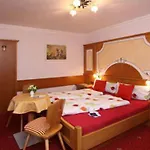 Gaestehaus Veit Fiegl Gasthuis Sölden