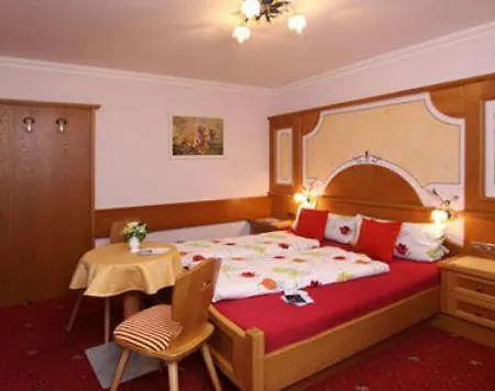 Gaestehaus Veit Fiegl Maison d'hôtes Sölden